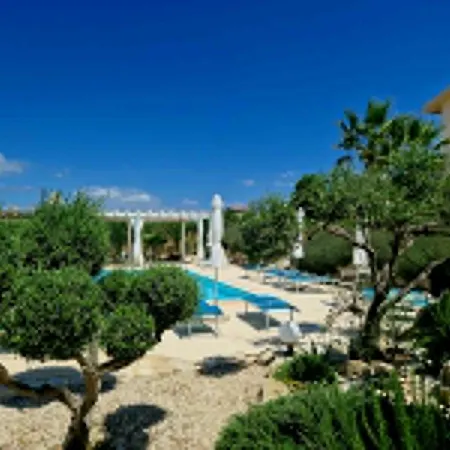 Casa California Bed & Breakfast 4*