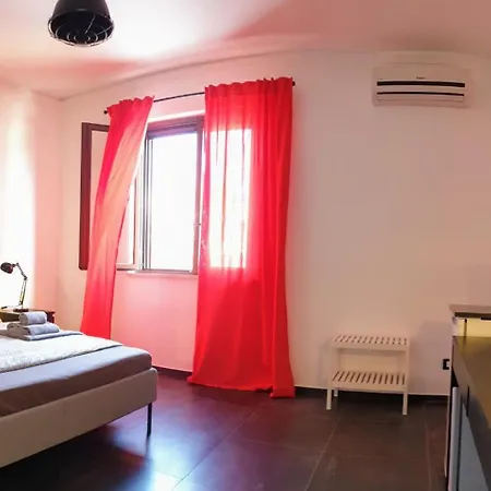 Bed & Breakfast Casa California 4*